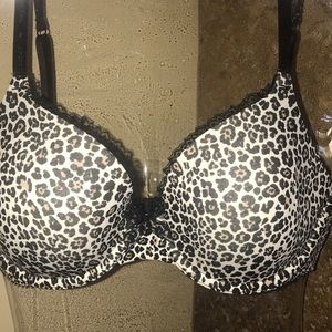 New Victoria’s Secret bra